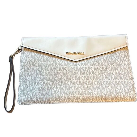 Michael Kors Blush Pink Extra Large Monogram Clutch Handbag - Picture 2 of 7